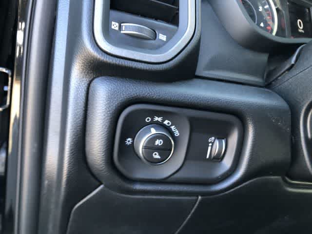 2026 RAM 2500 RAM 2500 TRADESMAN CREW CAB 4X4 6'4' BOX