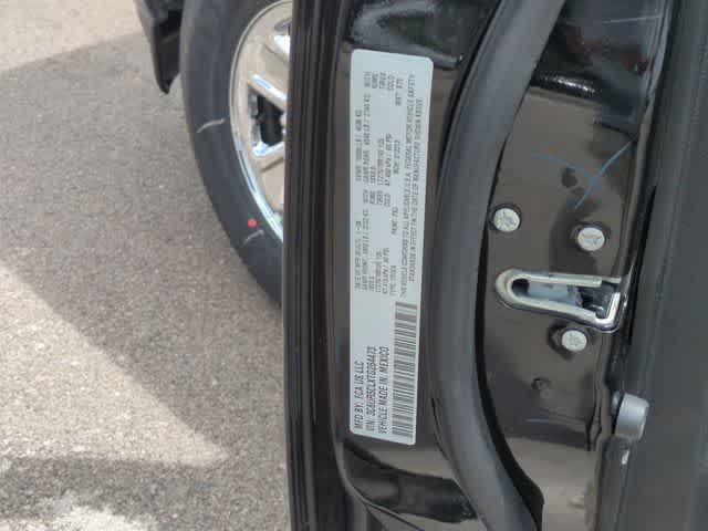 2026 RAM 2500 RAM 2500 TRADESMAN CREW CAB 4X4 6'4' BOX