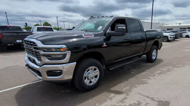 2026 RAM 2500 RAM 2500 TRADESMAN CREW CAB 4X4 6'4' BOX