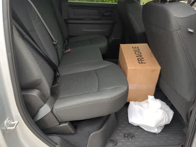 2026 RAM 2500 RAM 2500 BLACK EXPRESS CREW CAB 4X4 6'4' BOX