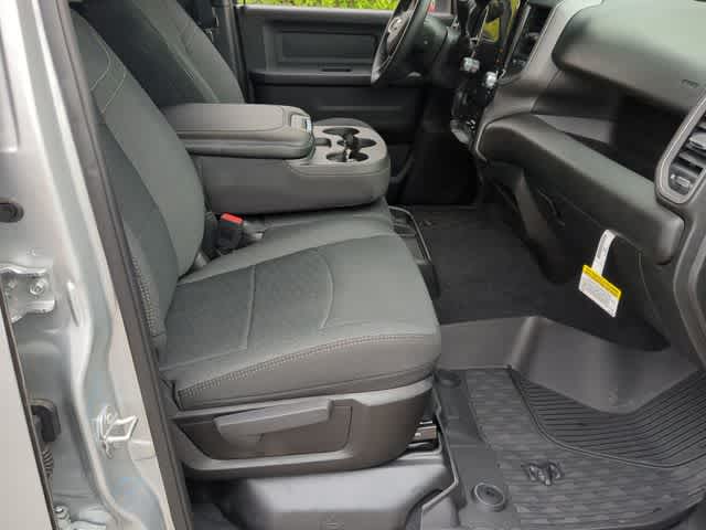 2026 RAM 2500 RAM 2500 BLACK EXPRESS CREW CAB 4X4 6'4' BOX