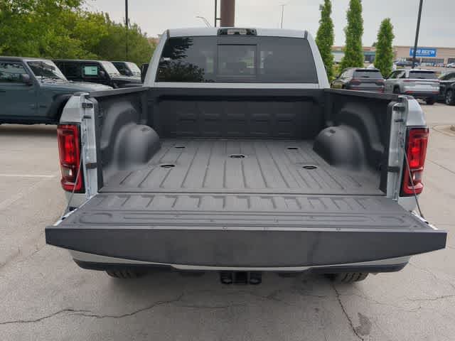 2026 RAM 2500 RAM 2500 BLACK EXPRESS CREW CAB 4X4 6'4' BOX