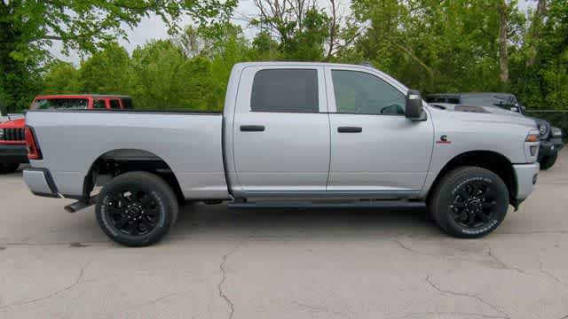 2026 RAM 2500 RAM 2500 BLACK EXPRESS CREW CAB 4X4 6'4' BOX