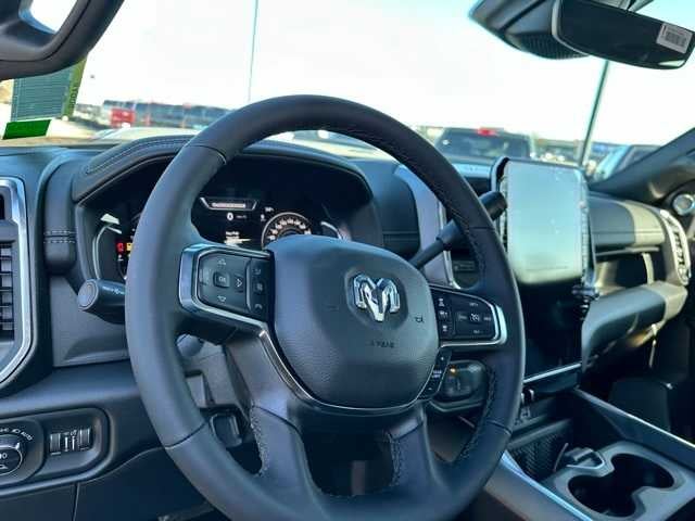 2026 RAM 2500 RAM 2500 LARAMIE CREW CAB 4X4 6'4' BOX