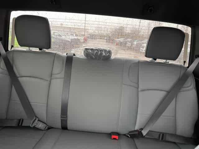 2026 RAM Ram 5500 Chassis Cab RAM 5500 TRADESMAN CHASSIS CREW CAB 4X4 84' CA