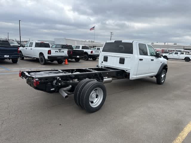2026 RAM Ram 5500 Chassis Cab RAM 5500 TRADESMAN CHASSIS CREW CAB 4X4 84' CA