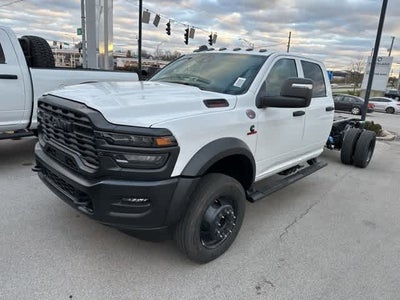 2026 RAM Ram 5500 Chassis Cab RAM 5500 TRADESMAN CHASSIS CREW CAB 4X4 84' CA