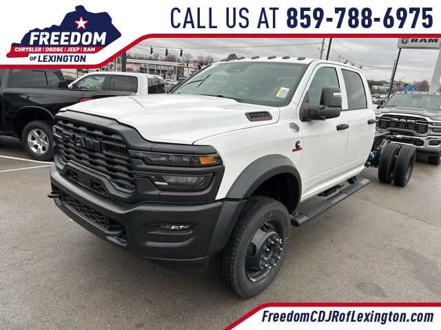 2026 RAM 5500 Chassis RAM 5500 TRADESMAN CHASSIS CREW CAB 4X4 84' CA