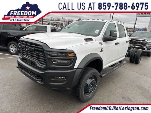 2026 RAM 5500 Chassis RAM 5500 TRADESMAN CHASSIS CREW CAB 4X4 84' CA