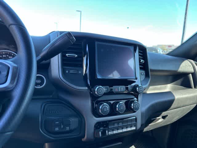 2027 RAM 3500 Chassis Cab RAM 3500 TRADESMAN CREW CAB CHASSIS 4X4 60' CA