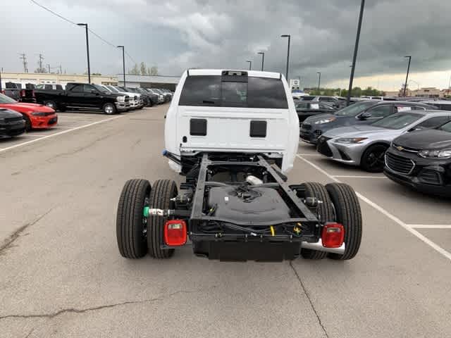 2025 RAM 3500 Chassis Cab RAM 3500 TRADESMAN CREW CAB CHASSIS 4X4 60' CA