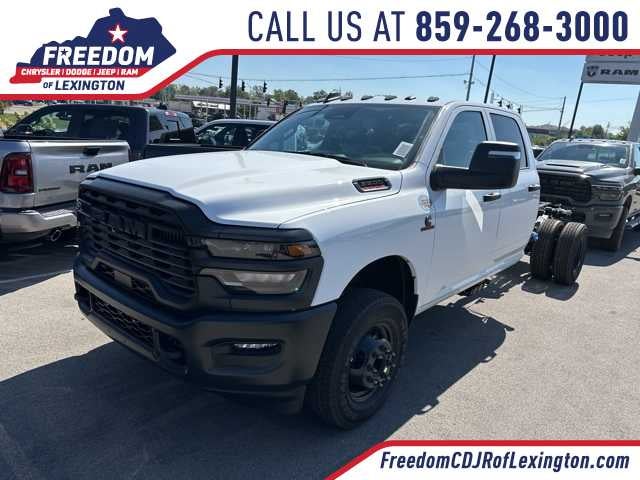 2026 RAM 3500 Chassis Cab RAM 3500 TRADESMAN CREW CAB CHASSIS 4X4 60' CA