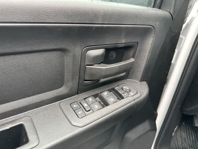 2026 RAM 3500 Chassis RAM 3500 TRADESMAN CREW CAB CHASSIS 4X4 60' CA