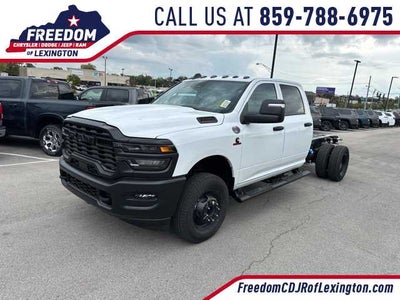 2027 RAM 3500 Chassis Cab RAM 3500 TRADESMAN CREW CAB CHASSIS 4X4 60' CA