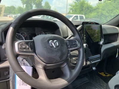 2025 RAM 3500 Chassis Cab RAM 3500 TRADESMAN CREW CAB CHASSIS 4X4 60' CA