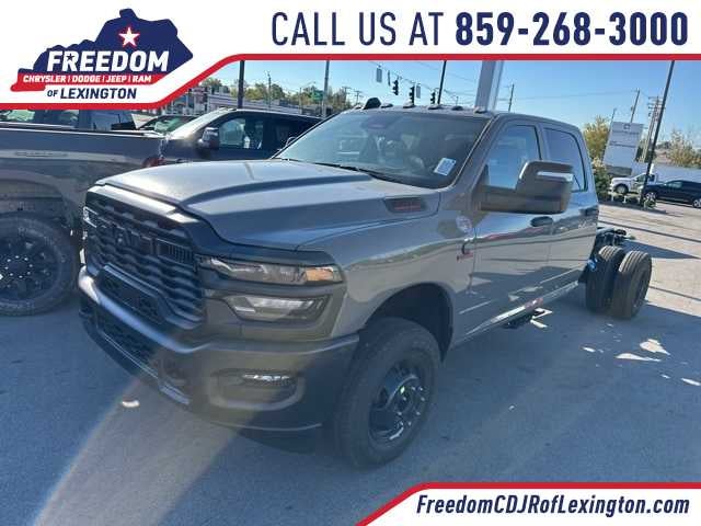 2026 RAM 3500 Chassis Cab RAM 3500 TRADESMAN CREW CAB CHASSIS 4X4 60' CA