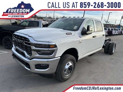 2026 RAM 3500 Chassis Cab RAM 3500 TRADESMAN CREW CAB CHASSIS 4X4 60' CA