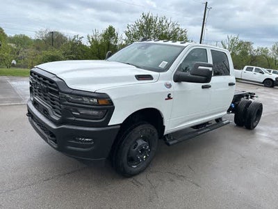 2026 RAM 3500 Chassis RAM 3500 TRADESMAN CREW CAB CHASSIS 4X4 60' CA