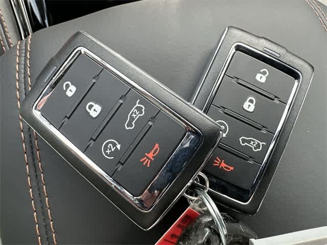 2023 Jeep Grand Cherokee Summit Reserve