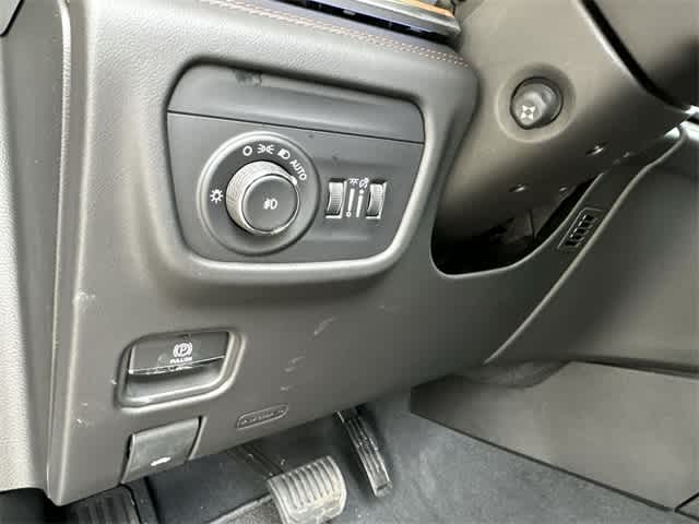 2023 Jeep Grand Cherokee Summit Reserve