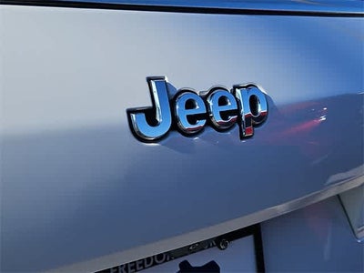 2022 Jeep Grand Cherokee L Laredo