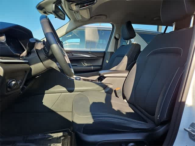 2022 Jeep Grand Cherokee L Laredo