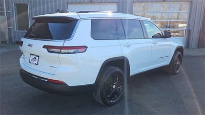 2022 Jeep Grand Cherokee L Laredo