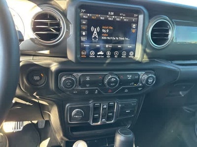 2023 Jeep Gladiator Overland