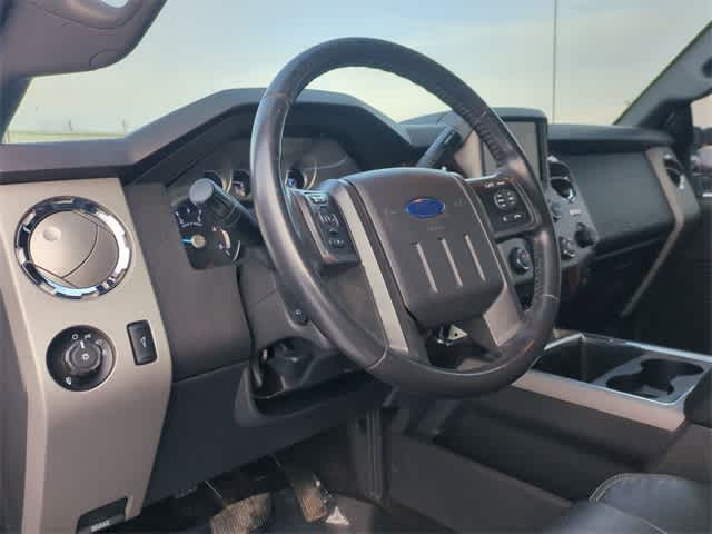 2015 Ford Super Duty F-350 DRW Lariat