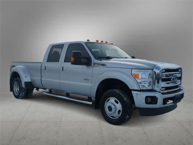 2015 Ford Super Duty F-350 DRW Lariat