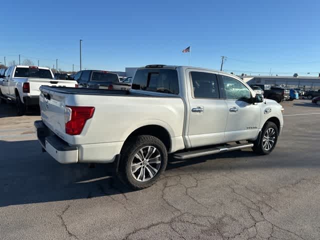 2017 Nissan Titan SL