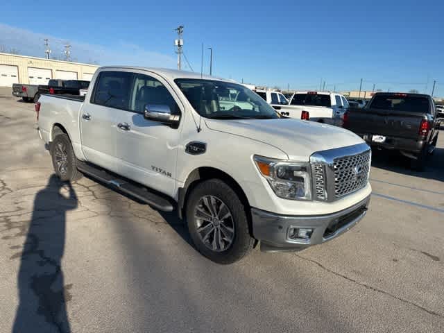 2017 Nissan Titan SL