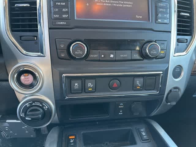 2017 Nissan Titan SL