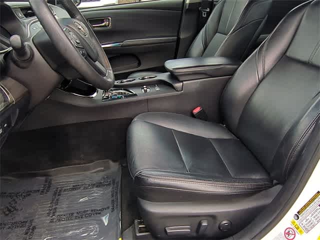 2016 Toyota Avalon Hybrid XLE Premium