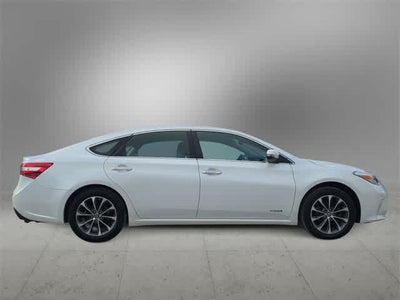 2016 Toyota Avalon Hybrid XLE Premium
