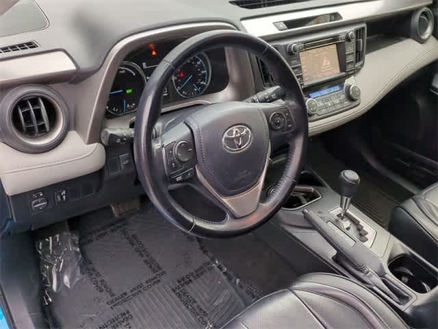 2016 Toyota RAV4 Hybrid XLE