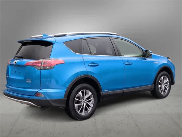 2016 Toyota RAV4 Hybrid XLE
