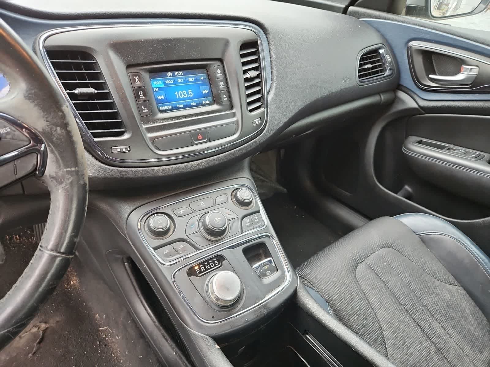 2015 Chrysler 200 S