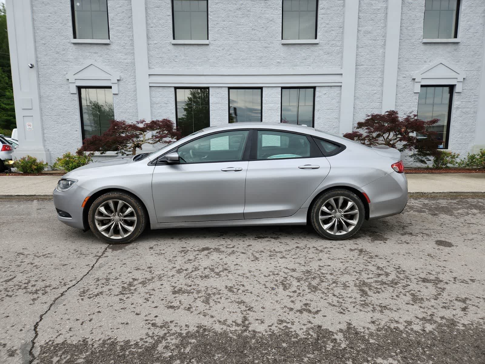 2015 Chrysler 200 S