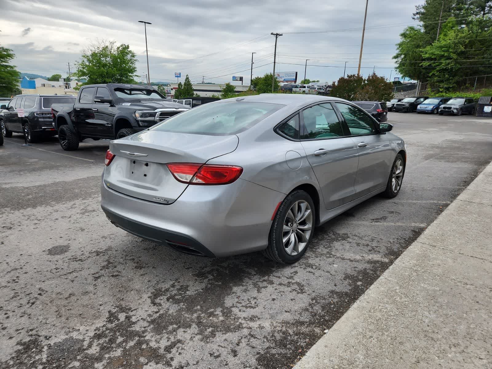 2015 Chrysler 200 S
