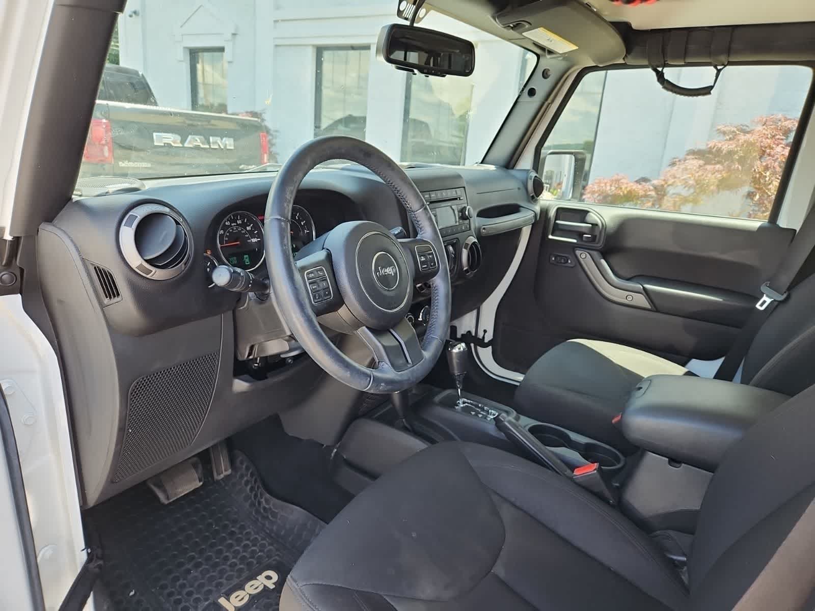 2017 Jeep Wrangler Unlimited Sport