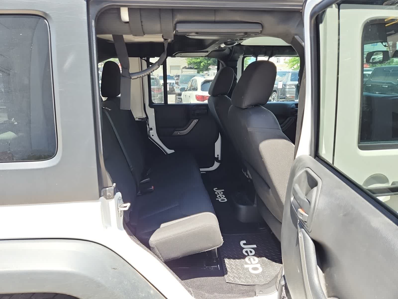 2017 Jeep Wrangler Unlimited Sport