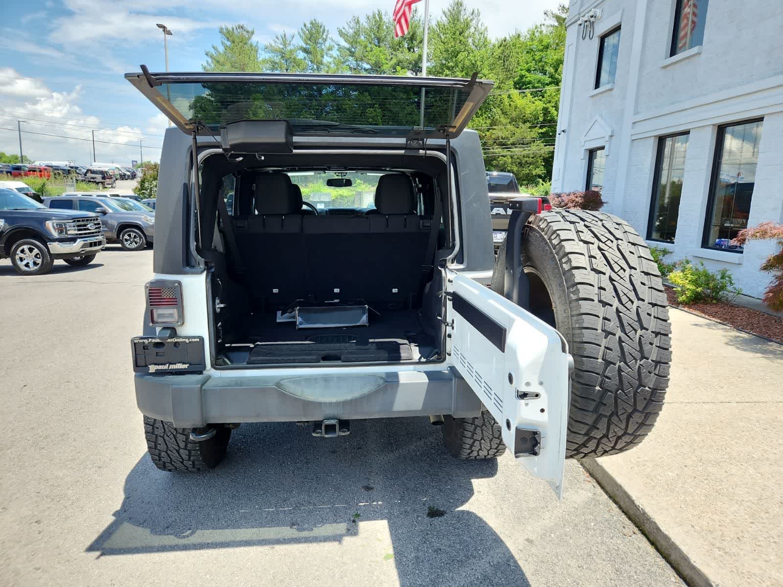 2017 Jeep Wrangler Unlimited Sport