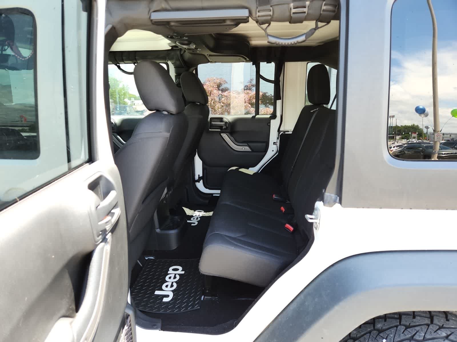 2017 Jeep Wrangler Unlimited Sport
