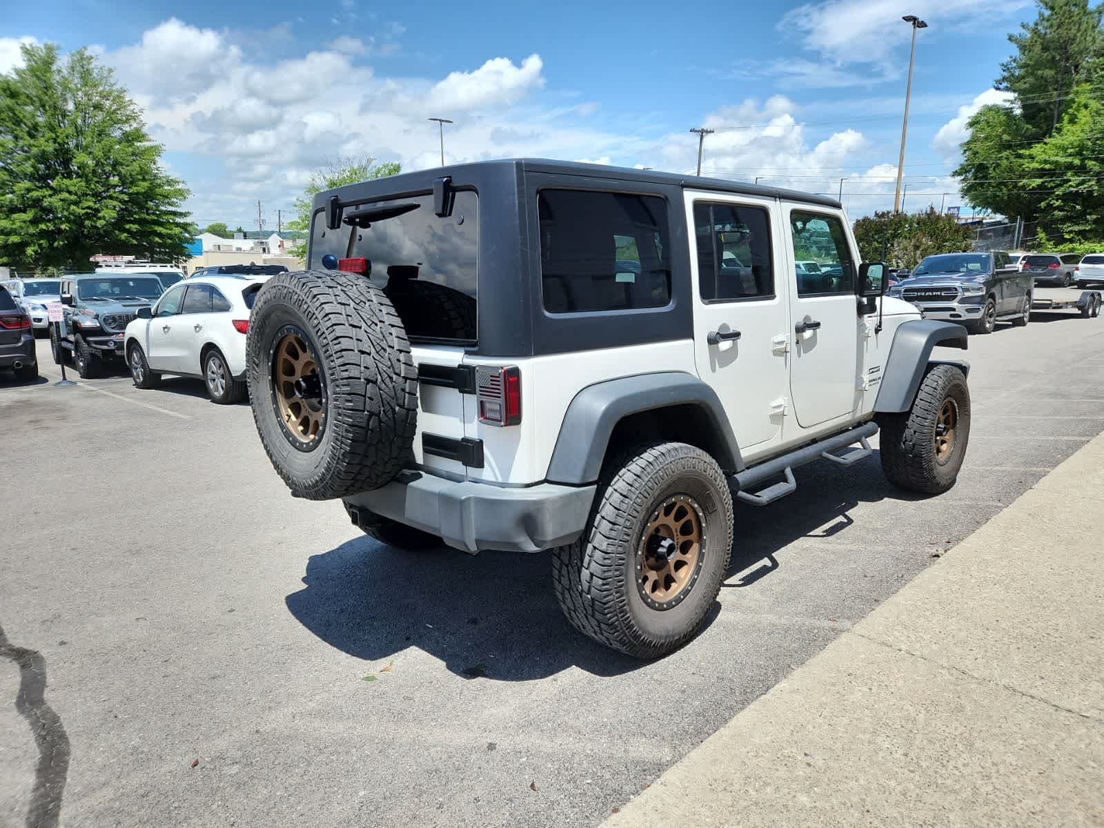 2017 Jeep Wrangler Unlimited Sport