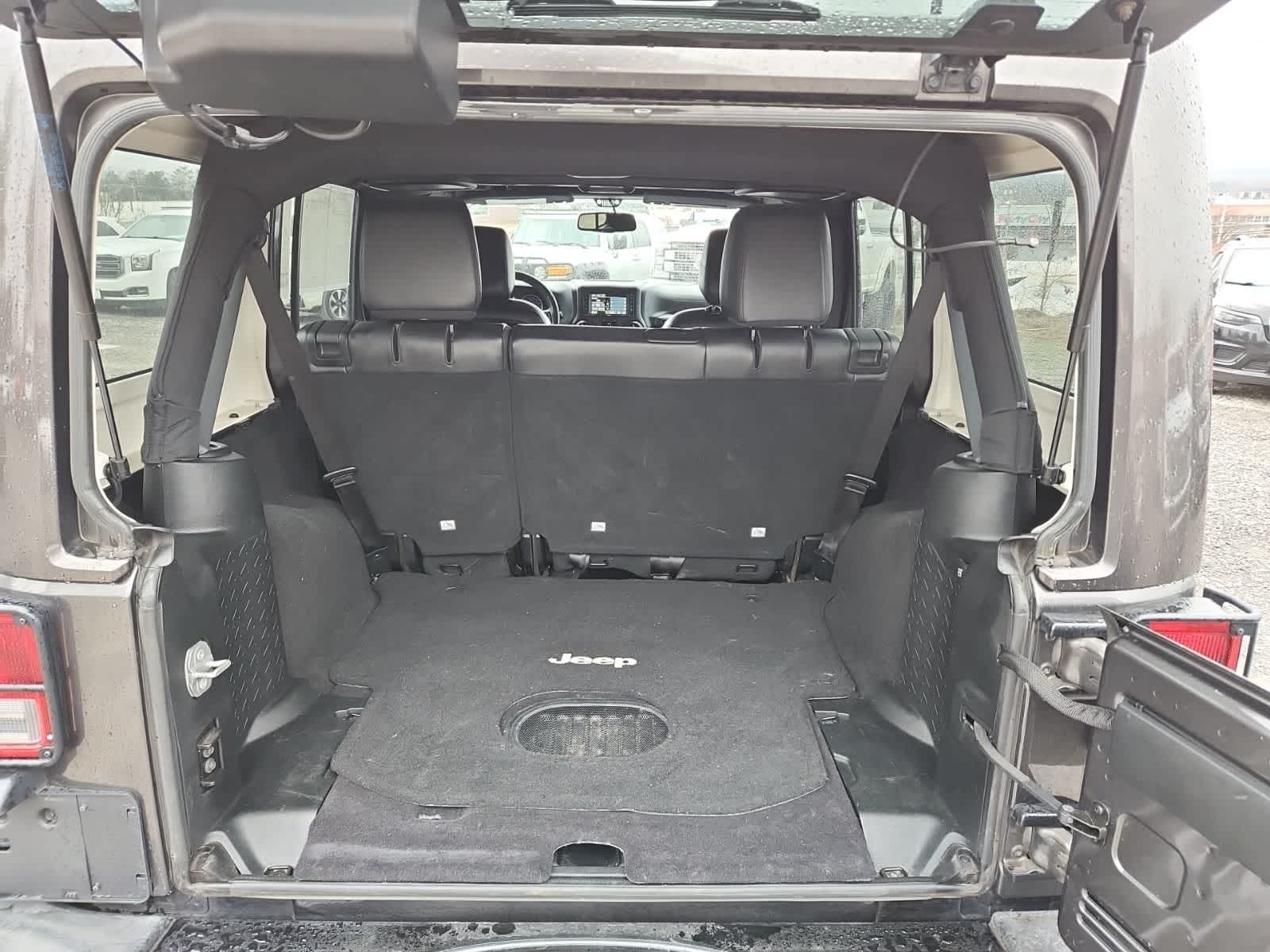 2017 Jeep Wrangler Unlimited Smoky Mountain