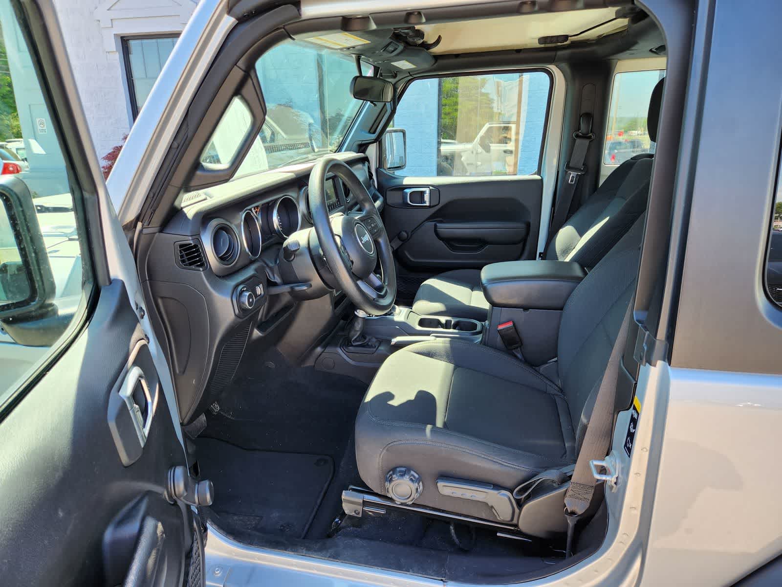 2023 Jeep Wrangler Sport