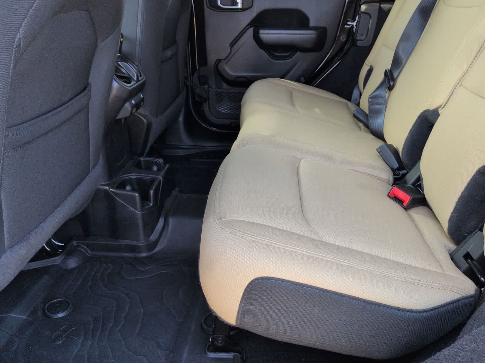 2020 Jeep Wrangler Unlimited Black and Tan
