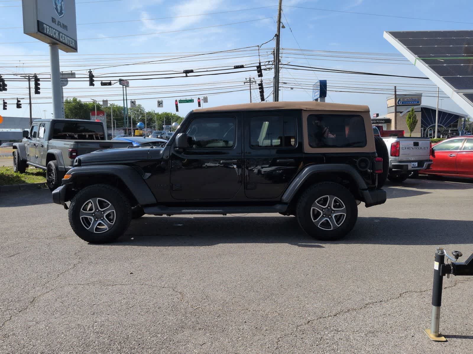 2020 Jeep Wrangler Unlimited Black and Tan