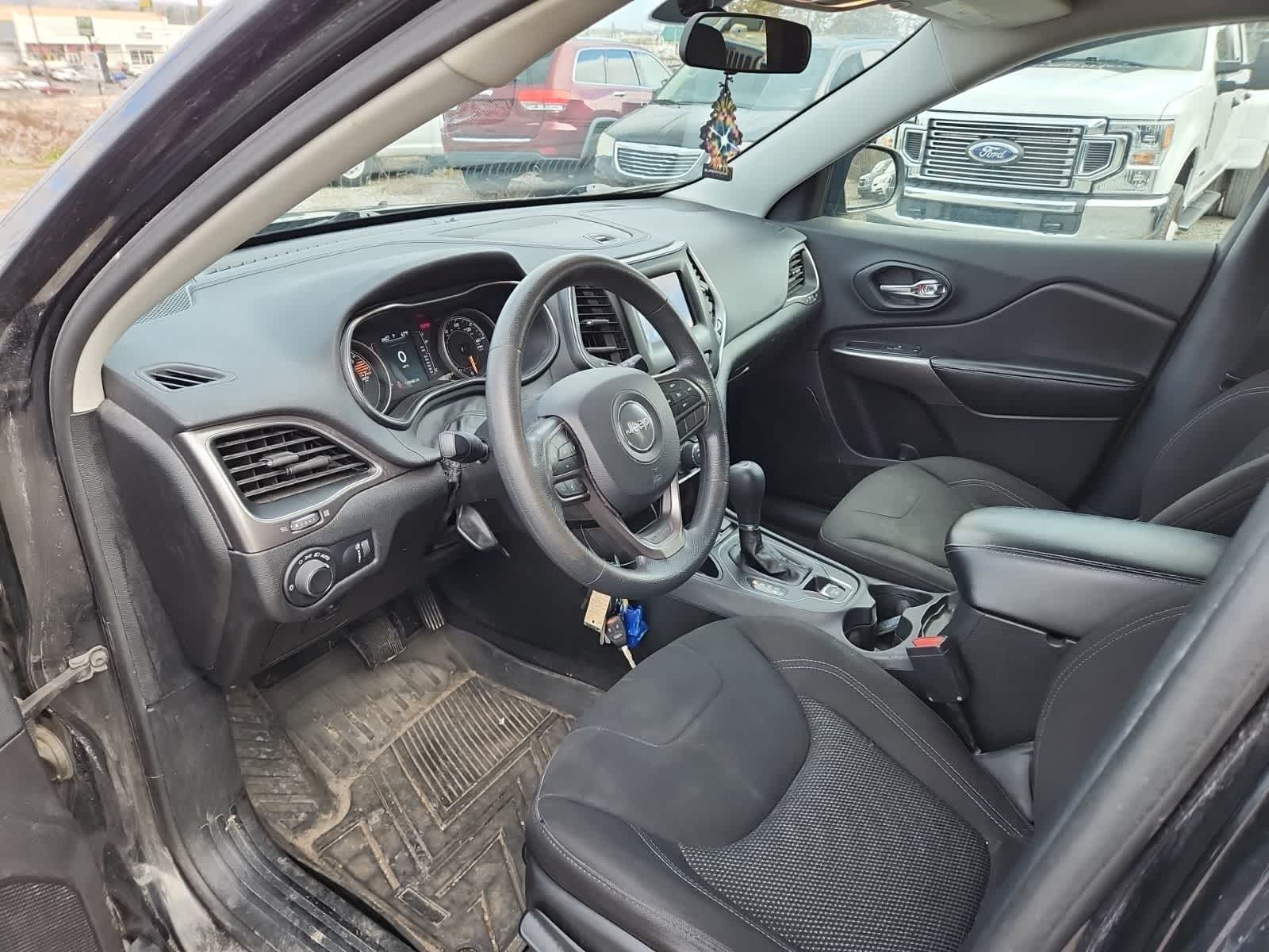 2020 Jeep Cherokee Latitude